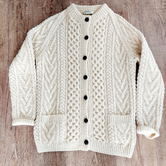 Vintage Gaeltarra Cardigan Made in Ireland Cream Sz 40 - Picture 7 of 10